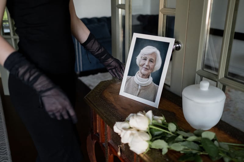 Choosing Memorial Photos: How to Capture a Life Well-Lived
